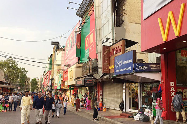 Lajpat Nagar Escorts